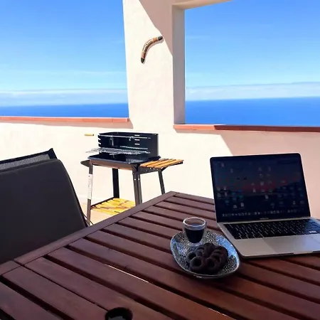 Casa De Leo